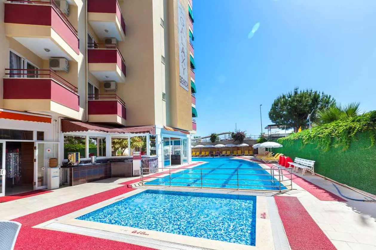 GALAXYBEACH_SHABAVIZ (14).jpg